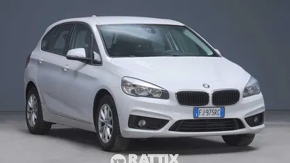 Usata BMW 218 Active Tourer Advantage 150 CV (110 kW) 2017 Bianco Monovolume