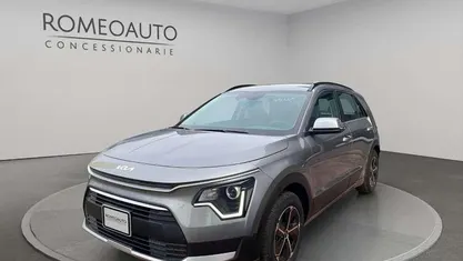 Usata 2025 Kia Niro SUV | 27.400 € (Buon prezzo)