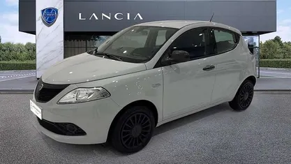 Grigio Usata 2021 Lancia Ypsilon Silver Due volumi | 10.900 € (Buon prezzo)