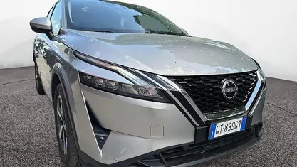 Usata Nissan Qashqai N-Connecta 140 CV (102 kW) 2024 Argento SUV
