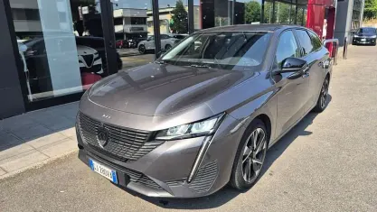 Usata Peugeot 308 Allure 131 CV (96 kW) 2022 Grigio scuro Station wagon