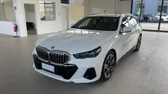 Usata 2024 BMW 520 Comfort Edition Station wagon | 64.900 €