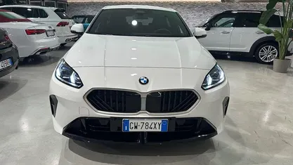 Bianco Usata 2024 BMW 118 M Sport Due volumi | 33.900 € (Buon prezzo)