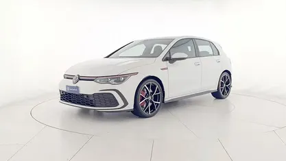 0q pure white Usata 2022 VW Golf VIII GTI Tre volumi | 29.400 € (Buon prezzo)