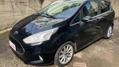 Usata Ford B-MAX Titanium 75 CV (55 kW) 2014 Nero Monovolume