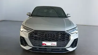 Usata Audi Q3 Sportback Comfort 190 CV (139 kW) 2023 Argento SUV