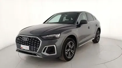 Usata Audi Q5 Sportback S-Line 204 CV (150 kW) 2024 Grigio daytona perla SUV