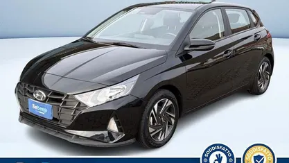 Nero metallizzato Usata 2023 Hyundai i20 Monovolume | 13.700 € (Buon prezzo)