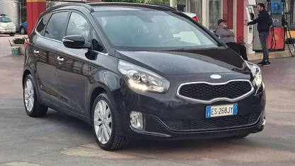 Nero Usata 2013 Kia Carens Monovolume | 5500 € (Buon prezzo)