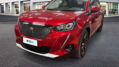Rosso Usata 2021 Peugeot 2008 Allure SUV | 15.950 € (Buon prezzo)