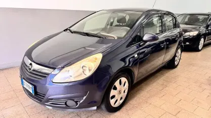 Usata Opel Corsa Cosmo 80 CV (58 kW) 2009 Blu Utilitaria