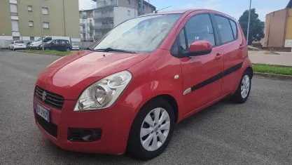 Usata Suzuki Splash 65 CV (47 kW) 2009 Rosso Utilitaria