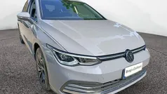 Grigio Usata 2022 VW Golf VIII Style Tre volumi | 22.800 € (Ottimo prezzo)