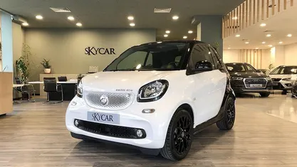 Usata Smart ForTwo Cabrio Passion 41 kW (56 CV) 2017 Cabrio