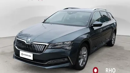 Usata Skoda Superb Executive 218 CV (160 kW) 2021 Grigio Station wagon