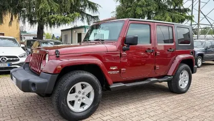 Usata Jeep Wrangler Unlimited Sahara 177 CV (130 kW) 2008 Rosso SUV