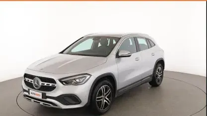 Occasion Mercedes GLA200 Progressive 150 PK (110 kW) 2020 Zilver SUV