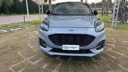 Grigio Usata 2020 Ford Puma ST-Line X Station wagon | 13.999 € (Buon prezzo)