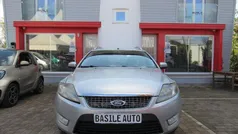 Grigio chiaro Usata 2009 Ford Mondeo Ghia Due volumi | 1700 €
