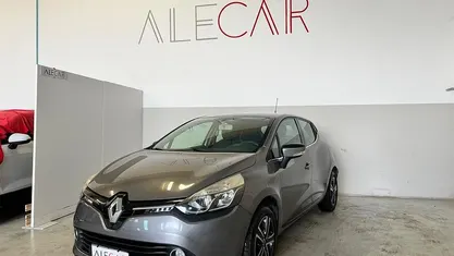 Usata Renault Clio IV 75 CV (55 kW) 2014 Grigio Berlina