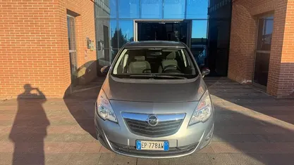 Usata Opel Meriva Cosmo 120 CV (88 kW) 2013 Grigio Monovolume