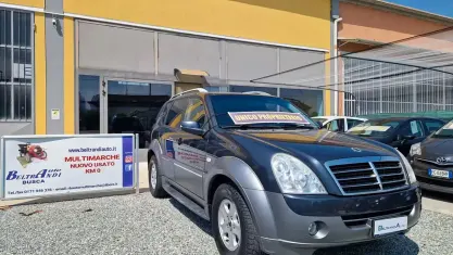 Usata SsangYong Rexton 165 CV (121 kW) 2008 Grigio SUV