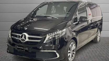 Usata Mercedes V250 Premium 190 CV (139 kW) 2024 Nero metallizzato Monovolume