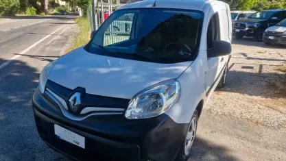 Usata Renault Kangoo 90 CV (66 kW) 2018 Bianco Monovolume
