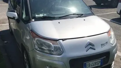 Usata Citroën C3 Picasso Exclusive 92 CV (67 kW) 2011 Rosso Monovolume