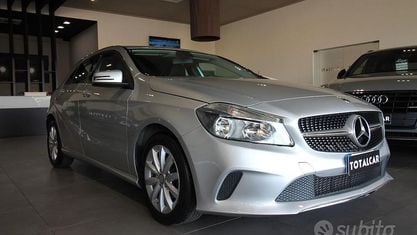 Occasion Mercedes A160 90 ch (66 kW) 2017 Argent Berline