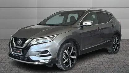 Usata Nissan Qashqai Tekna+ 131 CV (96 kW) 2018 Grigio SUV