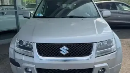 Usata Suzuki Grand Vitara 129 CV (94 kW) 2008 Grigio SUV