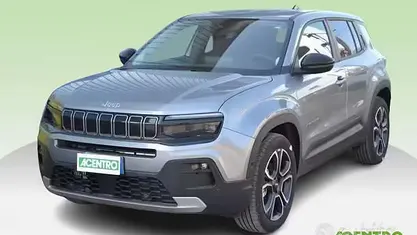 Usata Jeep Avenger Summit 131 CV (96 kW) 2025 Grigio SUV