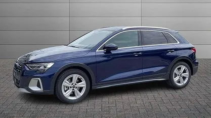 Usata Audi A3 e-tron Business 150 CV (110 kW) 2024 Blu Utilitaria