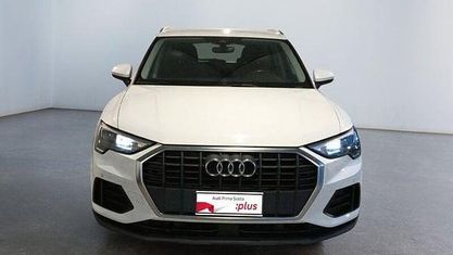 Käytetty Audi Q3 Business 150 HP (110 kW) 2021 Valkoinen Katumaasturi