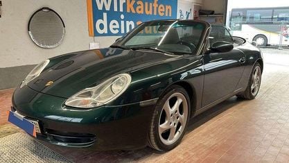 Begagnad Porsche 911 Carrera Cabriolet 300 HK (220 kW) 2000 Grön Cab