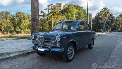 Usata Alfa Romeo Giulietta Ti 75 CV (55 kW) 1960 Grigio Berlina