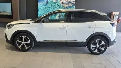 Usata Peugeot 3008 Allure 131 CV (96 kW) 2018 Bianco SUV