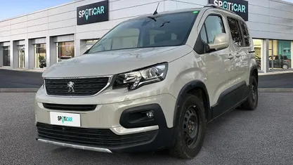 Beige Usata 2021 Peugeot Rifter Monovolume | 18.900 € (Buon prezzo)