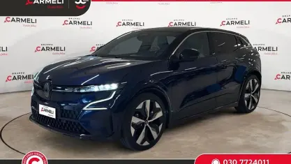 Usata Renault Megane E-Tech Techno 160 kW (218 CV) 2023 Bluazzurro Berlina