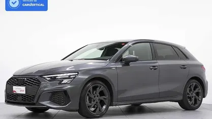 Usata Audi A3 S-Line 150 CV (110 kW) 2022 Grigio daytona perla Berlina