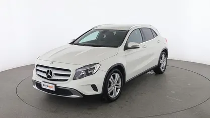 Usata Mercedes GLA180 110 CV (80 kW) 2016 Bianco SUV