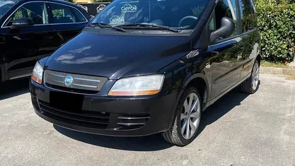 Usata Fiat Multipla Active 103 CV (75 kW) 2004 Nero Monovolume