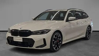 Usata BMW 320 Efficient Dynamics 190 CV (139 kW) 2024 Bianco Station wagon