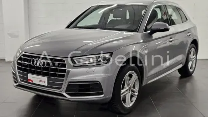 Usado Audi Q5 S-line plus 286 CV (210 kW) 2018 Gris SUV