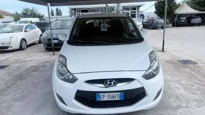 Usata Hyundai ix20 Comfort 90 CV (66 kW) 2012 Bianco Utilitaria