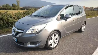 Usata Opel Meriva 120 CV (88 kW) 2016 Monovolume