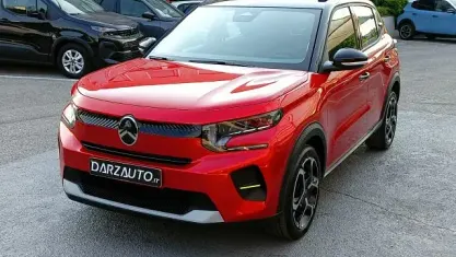 Nuova Citroën C3 PureTech 101 CV (74 kW) 2026 Rosso elixir tetto nero metallizzato SUV