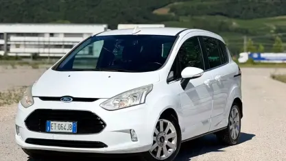 Usata Ford B-MAX Titanium 75 CV (55 kW) 2014 Bianco Monovolume