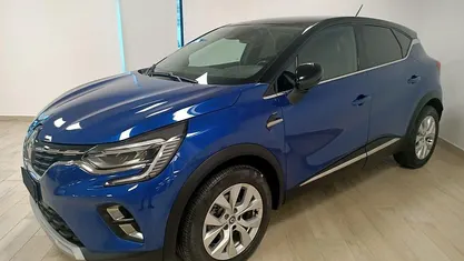 Blu/azzurro Usata 2020 Renault Captur Intens SUV | 14.900 € (Buon prezzo)
